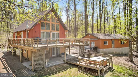 253 Tomahawk Way, Linden, VA 22642