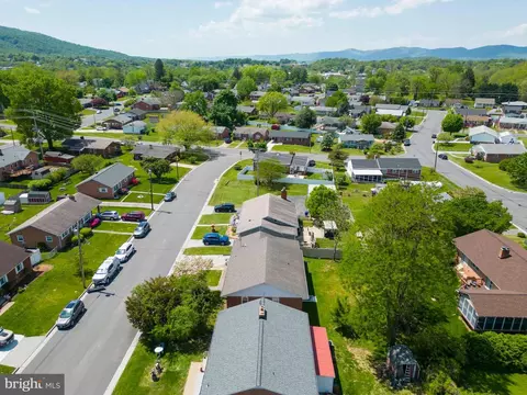 730 Hamilton Ave, Front Royal, VA 22630 photo 6