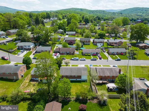 730 Hamilton Ave, Front Royal, VA 22630 photo 7