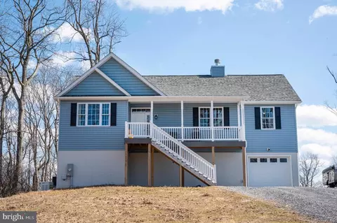 2558 High Top Rd, Linden, VA 22642