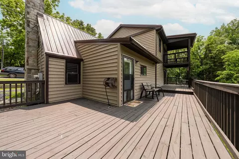 90 Beach Dr, Front Royal, VA 22630