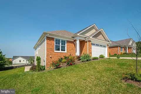 1332 Imboden Dr, Front Royal, VA 22630