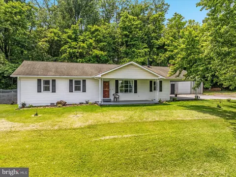 180 Oak Heights Rd, Front Royal, VA 22630