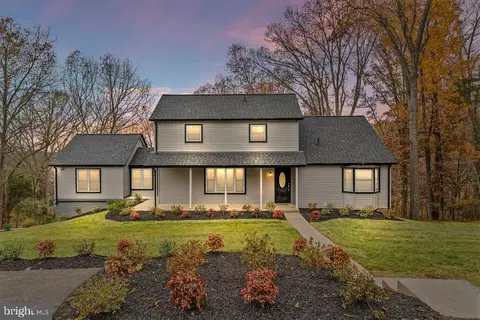 417 Overlook Dr, Front Royal, VA 22630