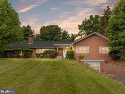 1141 Elm St, Front Royal, VA 22630