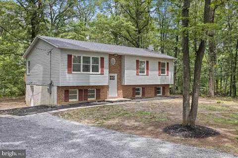 95 Arthur Burke Ln, Front Royal, VA 22630
