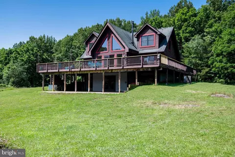 1903 Buck Mountain Rd, Bentonville, VA 22610