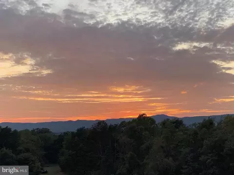 Rocky Lane, Front Royal, VA 22630