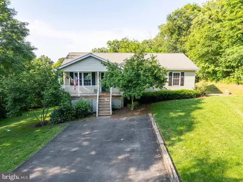 958 Highridge Rd, Front Royal, VA 22630