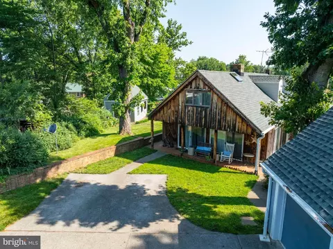 1119 Summit Ave, Front Royal, VA 22630 photo 4