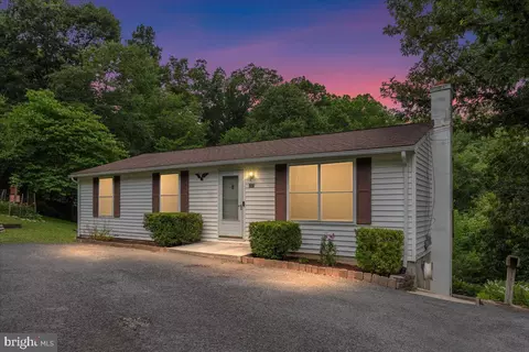 235 Apple Way, Front Royal, VA 22630