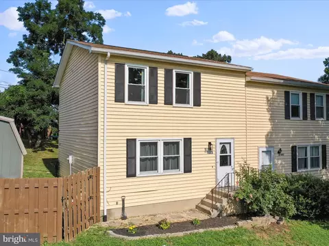 1225 Massanutten Ave, Front Royal, VA 22630