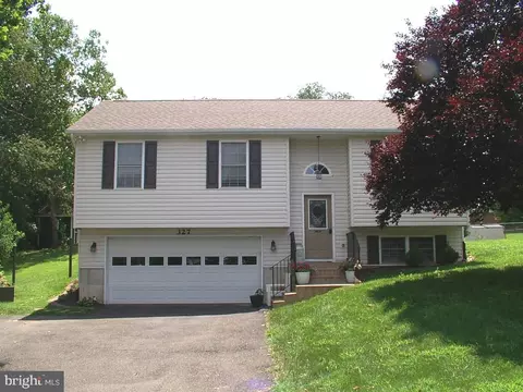 327 E 18th St, Front Royal, VA 22630