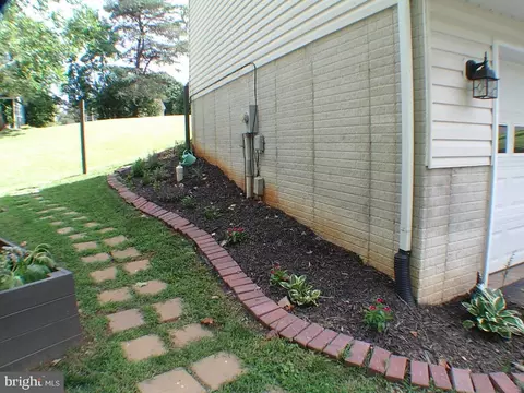 327 E 18th St, Front Royal, VA 22630 photo 44