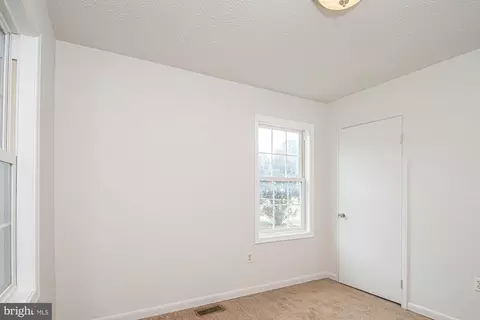Bedroom - 124 E 15th St, Front Royal, VA 22630 photo 5 of 5