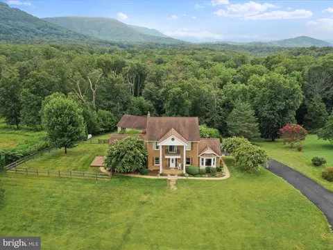 237 Taylor Rd, Front Royal, VA 22630