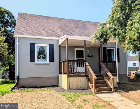 107 Scott St, Front Royal, VA 22630