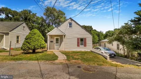 314 Cable Pl, Front Royal, VA 22630