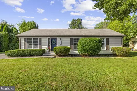 1516 Mallard Pl, Front Royal, VA 22630