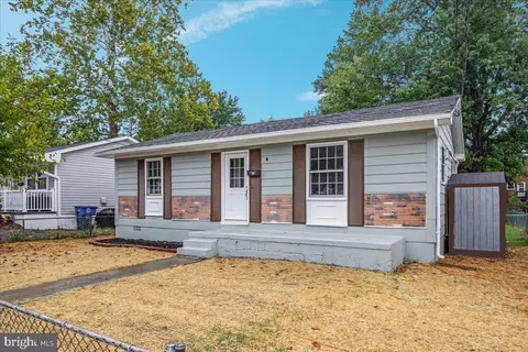 1311 Monroe Ave, Front Royal, VA 22630