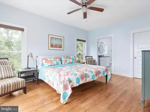 Bedroom - 67 Barbara Dr, Front Royal, VA 22630 photo 3 of 7