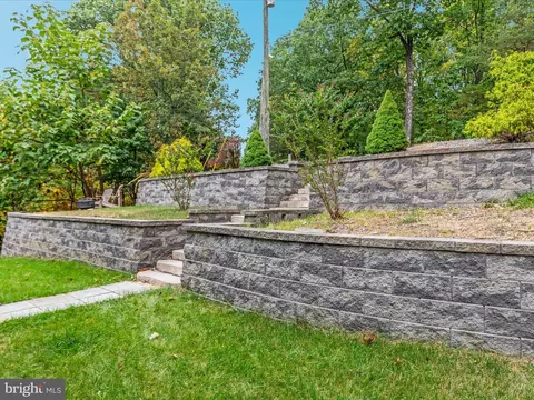 Exterior - 67 Barbara Dr, Front Royal, VA 22630 photo 14 of 19