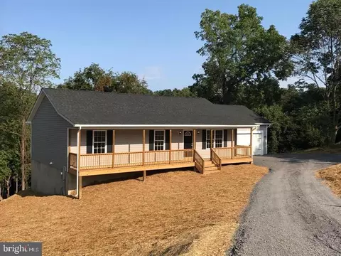 34 Tee Ct, Linden, VA 22642