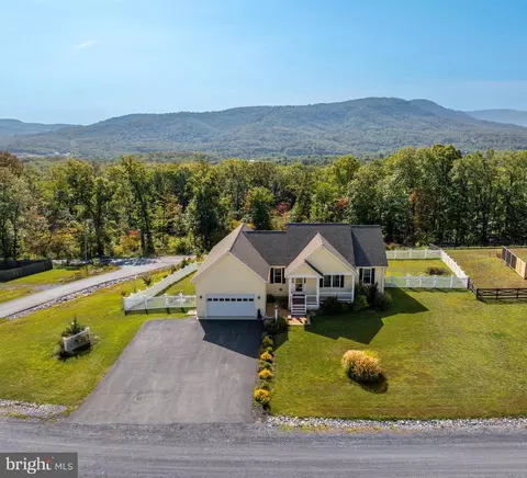 53 Pointers Way, Front Royal, VA 22630