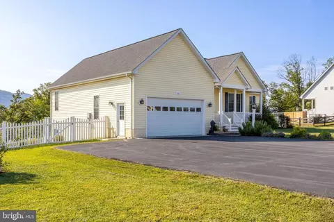 53 Pointers Way, Front Royal, VA 22630 photo 3
