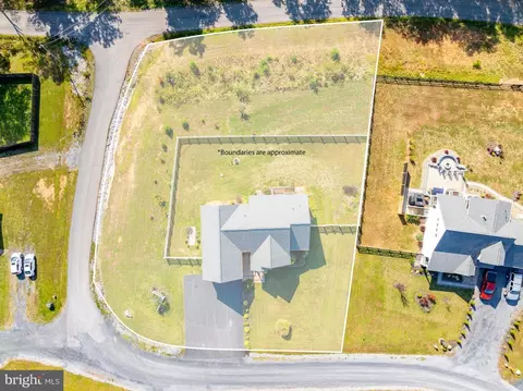 53 Pointers Way, Front Royal, VA 22630 photo 2