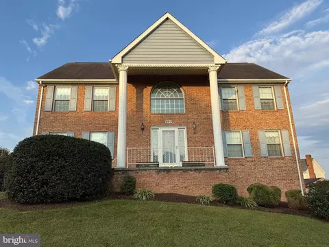 507 Meadow Ln, Front Royal, VA 22630