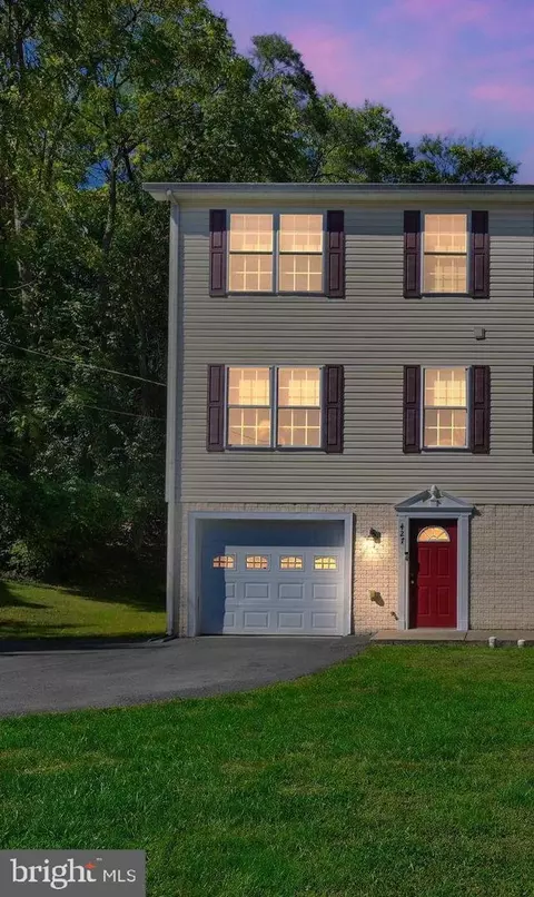 427 Hill St, Front Royal, VA 22630