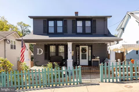 308 W Main St, Front Royal, VA 22630