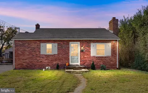 514 Manassas Ave, Front Royal, VA 22630