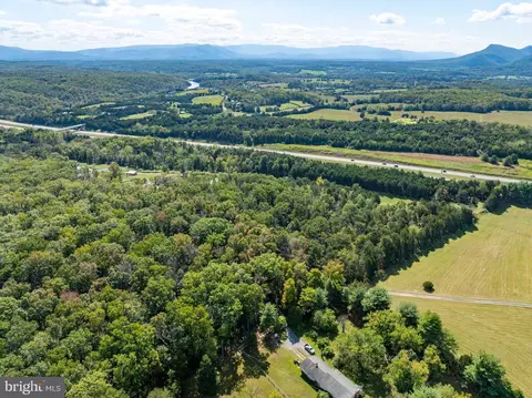 View/Area - 25 Mcdaniel Ln, Middletown, VA 22645 photo 9 of 17