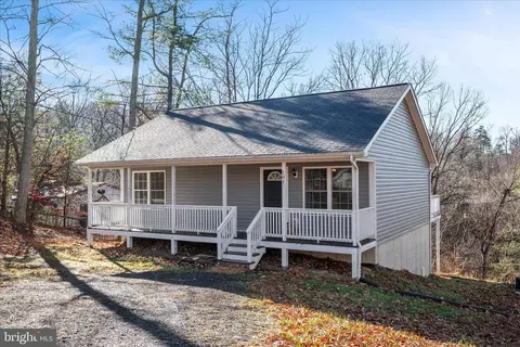 181 Brook View Rd, Front Royal, VA 22630