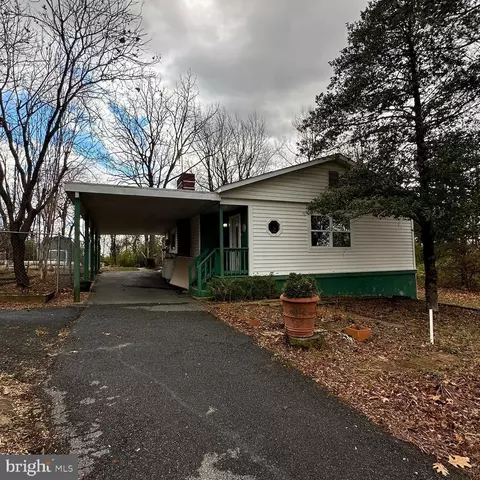 572 Bifrost Way, Linden, VA 22642