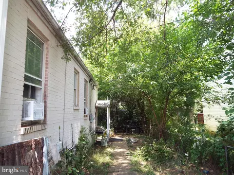 360 Cloud St, Front Royal, VA 22630 photo 4