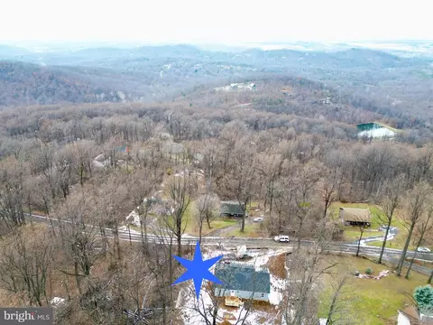 88 Pickford Ct, Front Royal, VA 22630