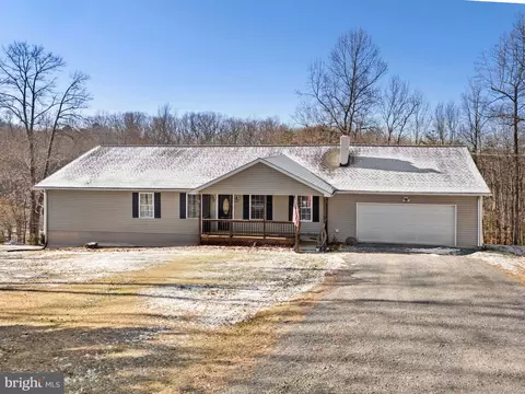 709 Howellsville Heights Cir, Front Royal, VA 22630