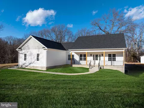 1633 Catlett Mountain Rd, Front Royal, VA 22630