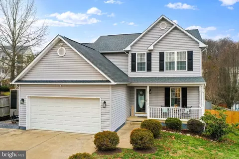 31 Westminster Dr, Front Royal, VA 22630
