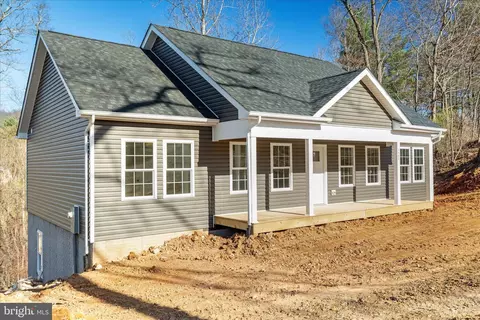 235 Howellsville Road, Front Royal, VA 22630