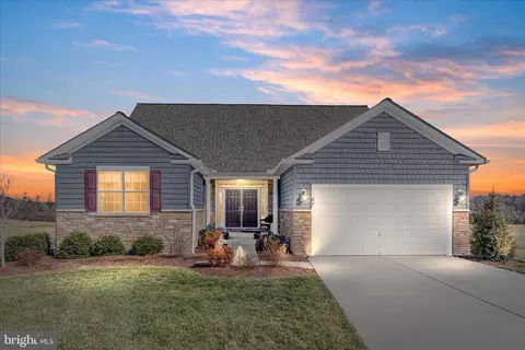87 Albatross Ct, Front Royal, VA 22630