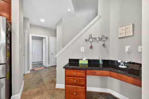 Entry Way - 4 Jackson Pl, Middletown, VA 22645 photo 6 of 14