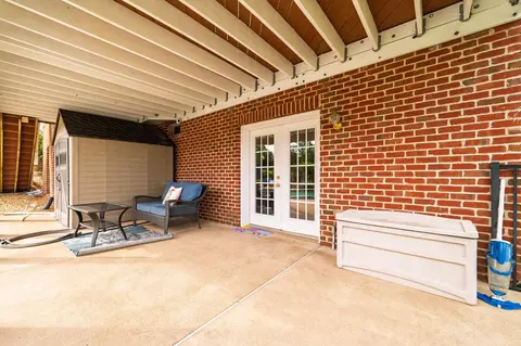 Exterior - 4 Jackson Pl, Middletown, VA 22645 photo 11 of 13