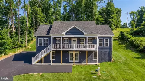 66 Bluejay Ct, Front Royal, VA 22630