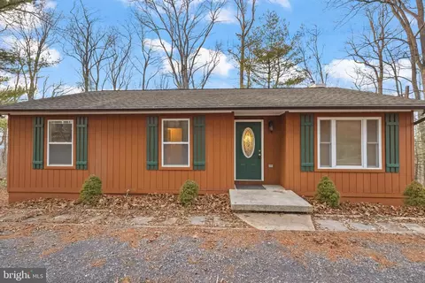 415 Inca Rd, Linden, VA 22642