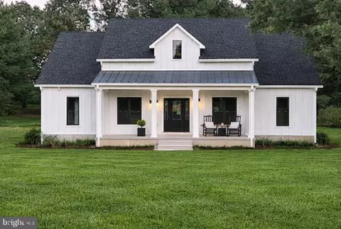 3684 Rockland Rd, Front Royal, VA 22630