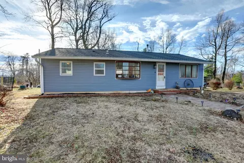 746 Bifrost Way, Linden, VA 22642